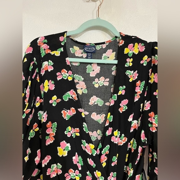 Scoop woman puff sleeve jumper NWT size 3X black print floral size 22 - Picture 3 of 6